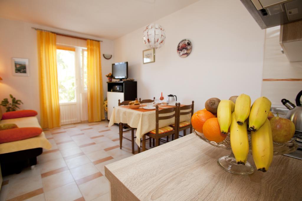 Apartments Marija เวอร์บนิค ภายนอก รูปภาพ