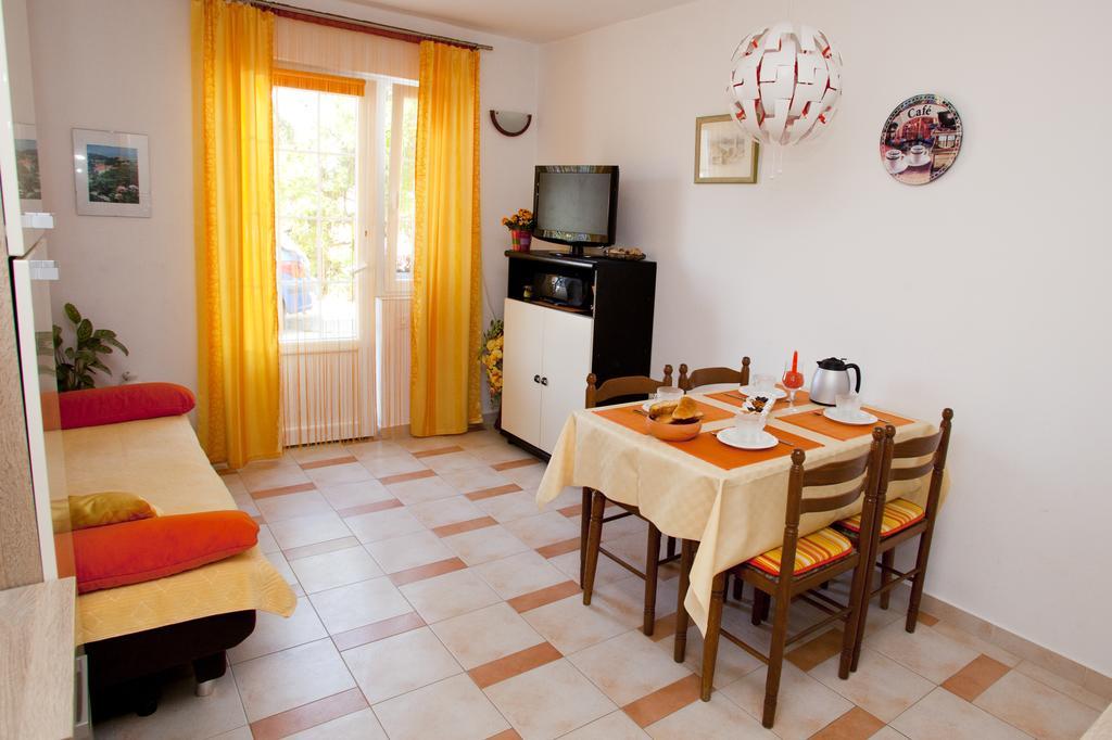 Apartments Marija เวอร์บนิค ภายนอก รูปภาพ