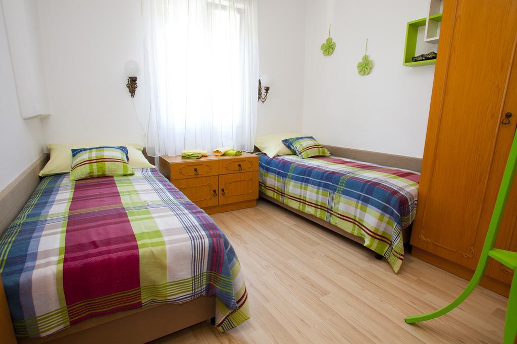 Apartments Marija เวอร์บนิค ภายนอก รูปภาพ