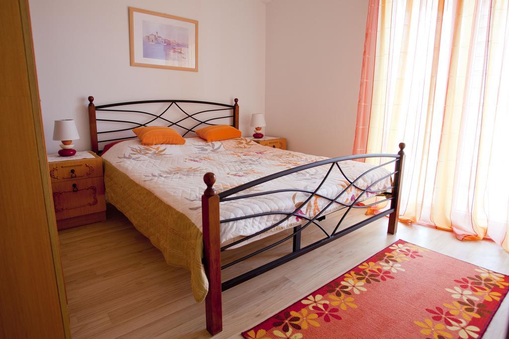 Apartments Marija เวอร์บนิค ภายนอก รูปภาพ